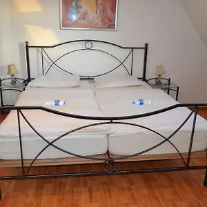 https://kolnotel-hostel-apart-suite.topcolognehotels.com